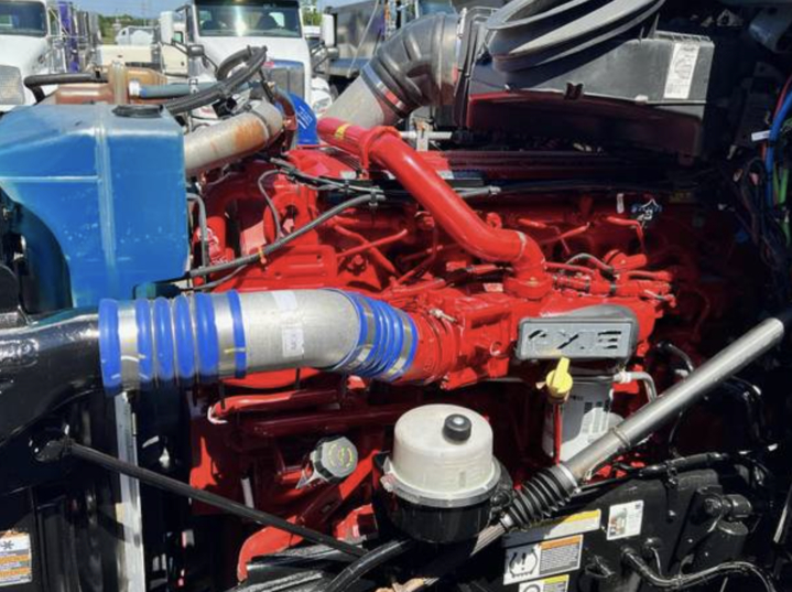 this image shows mobile truck engine repair in Portland, OR